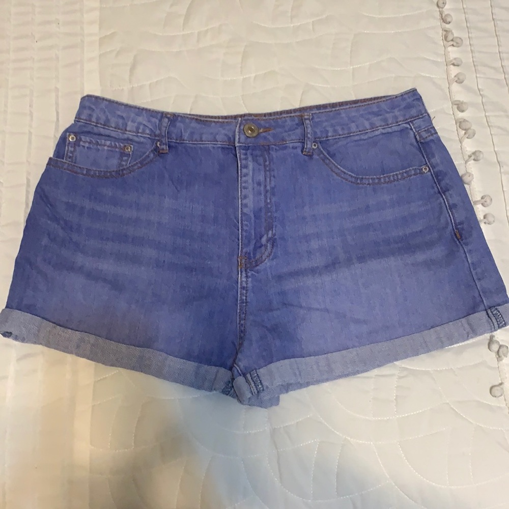 Forever 21 denim shorts